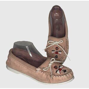 Minnetonka Pink Womens sz 9 Suede Thunderbird Beaded Tassel Moccasins Shoes
